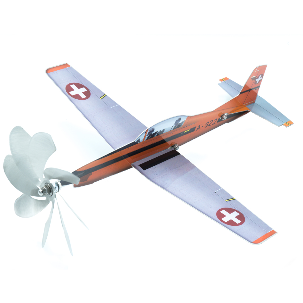 pilatus-pc-7-gartendekoration