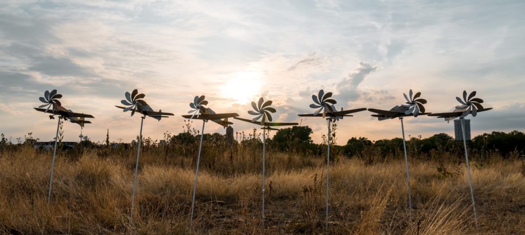 shop-fuer-flugzeug-gartendekoration