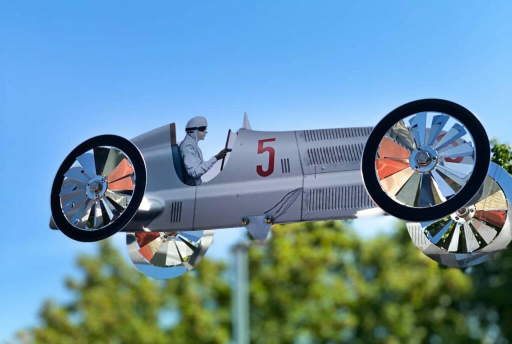 rennwagen-mercedes-w25-windräder