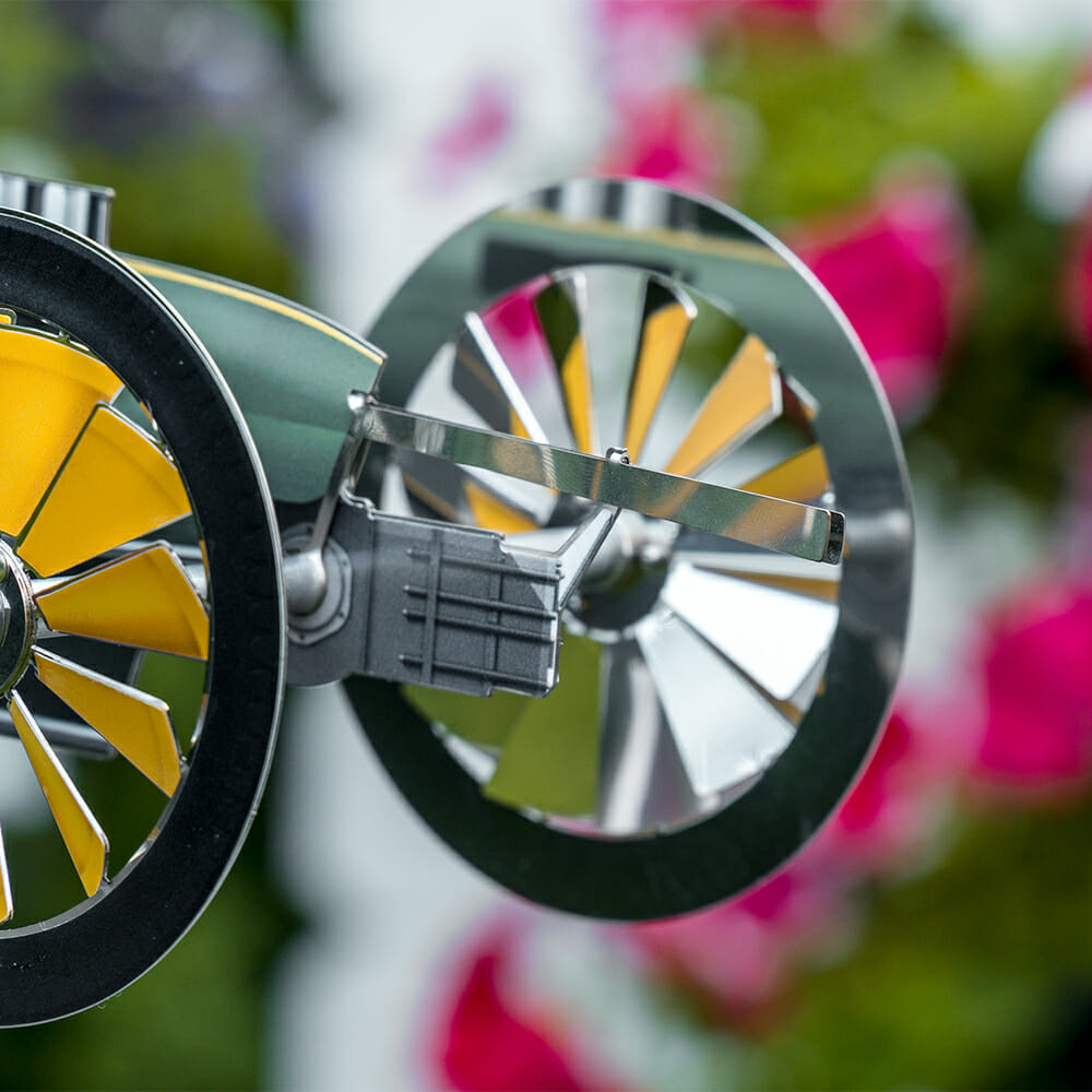 Racing car Lotus 25 - Image 6