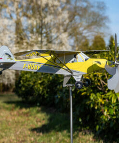 Windradflieger Piper PA-8 als Gartendeko